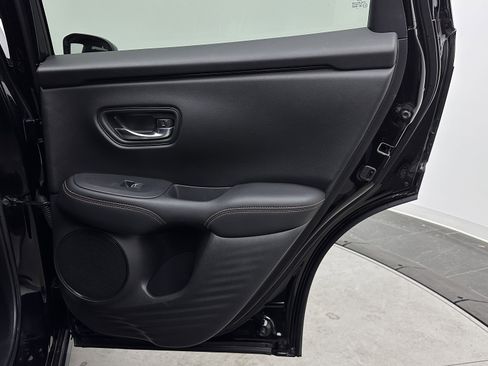 Used 2023 Honda HR-V Sport image 29
