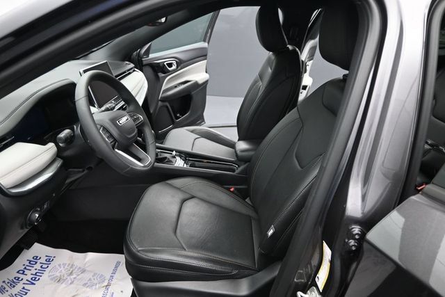 Used 2024 Jeep Compass Limited w/ Elite Group AWD/4WD image 18