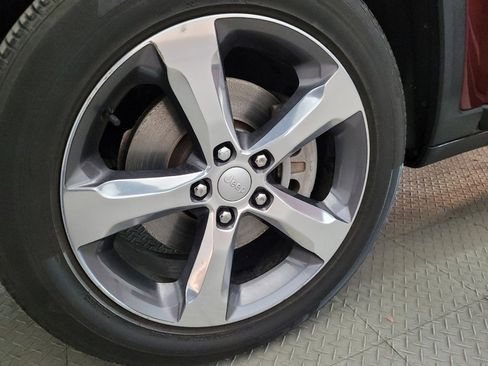 Used 2021 Jeep Grand Cherokee L Limited image 31