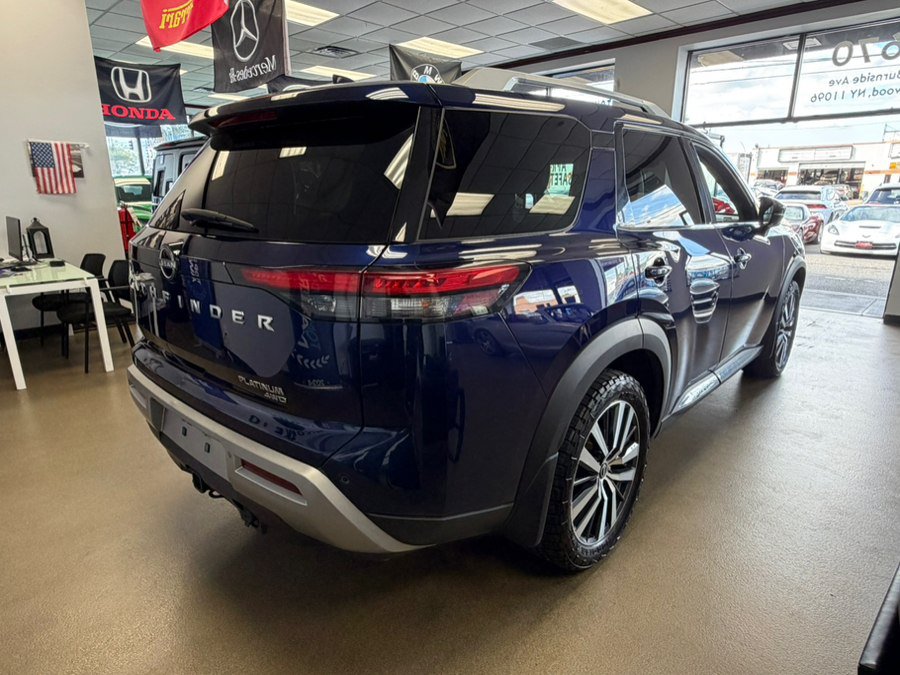 Used 2022 Nissan Pathfinder Platinum AWD/4WD image 14
