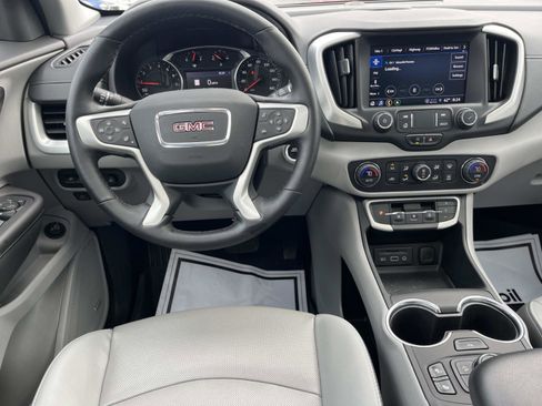 Used 2023 GMC Terrain SLT w/ Infotainment Package II image 12