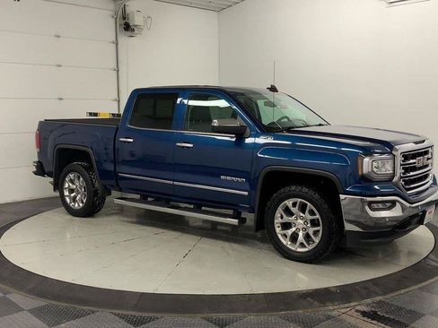 Used 2017 GMC Sierra 1500 SLT w/ SLT Premium Package AWD/4WD image 2