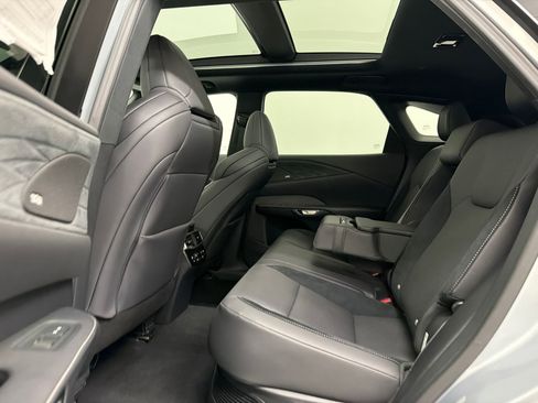 Used 2024 Lexus RX 500h F Sport w/ Convenience Package AWD/4WD image 17