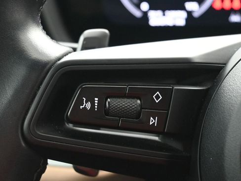 Certified 2024 Porsche Cayenne Coupe AWD/4WD image 22