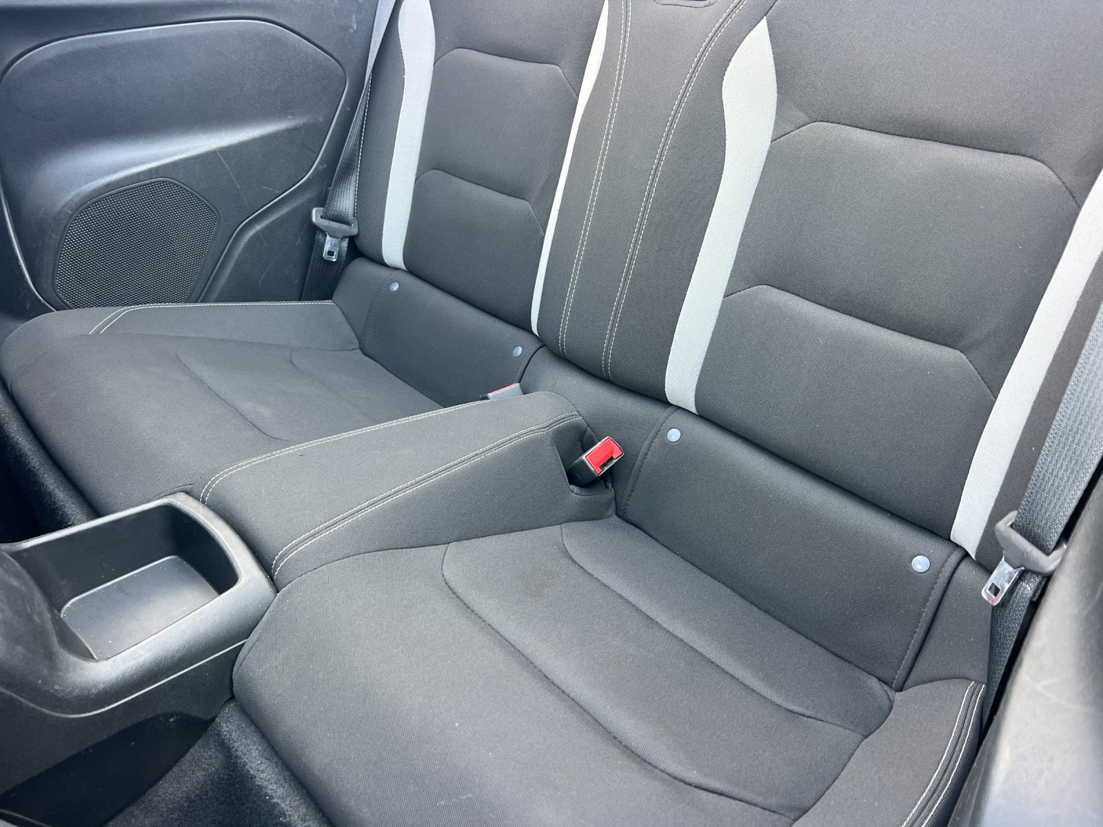 Used 2023 Chevrolet Camaro LT RWD image 13