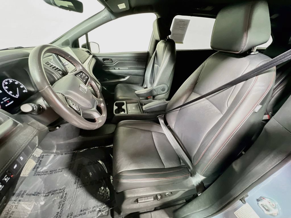 Used 2025 Honda Odyssey Sport-L image 18