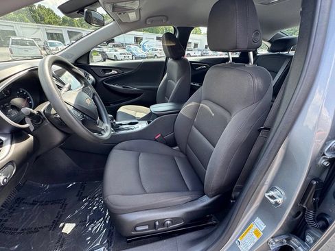 Used 2025 Chevrolet Malibu LT FWD image 19