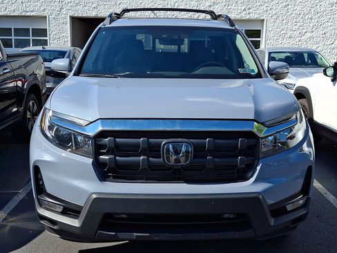 Certified 2025 Honda Ridgeline RTL image 2