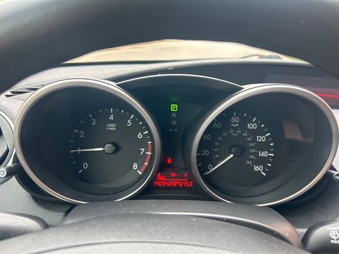 Used 2010 MAZDA MAZDA3 i Touring FWD image 9