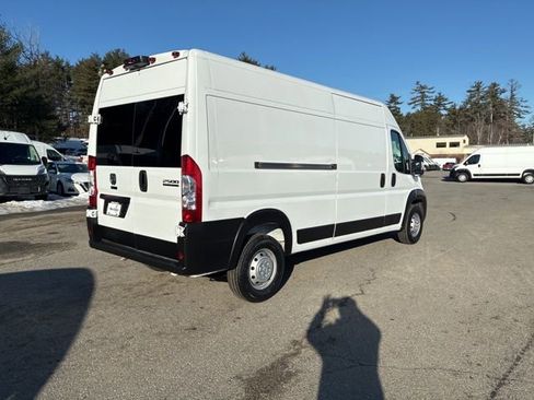 Used 2023 RAM ProMaster 2500 FWD image 3