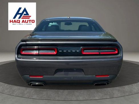 Used 2015 Dodge Challenger R/T w/ Quick Order Package 22B R/T RWD image 6