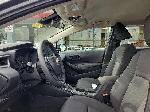 Used 2024 Toyota Corolla LE FWD image 15