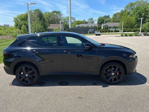 Used 2024 Dodge Hornet GT AWD/4WD image 2