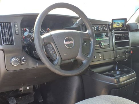 Used 2015 GMC Savana 2500 RWD image 8