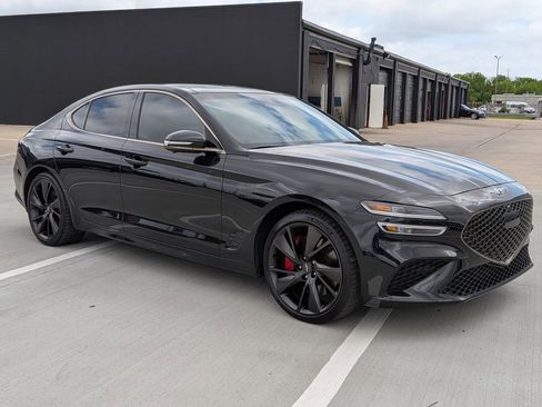 Used 2023 Genesis G70 3.3T w/ Sport Prestige Package image 3