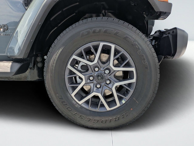 New 2026 Jeep Wrangler Unlimited Sahara AWD/4WD image 10