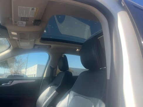 Used 2020 Ford Escape SEL image 13