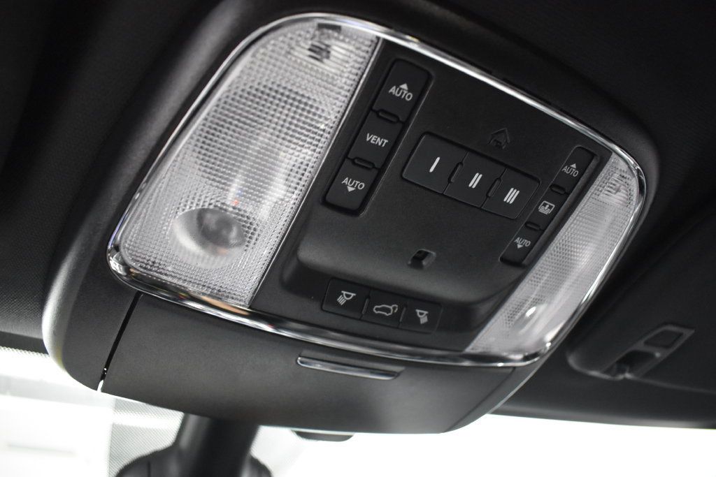 Used 2020 Jeep Grand Cherokee Limited X AWD/4WD image 29