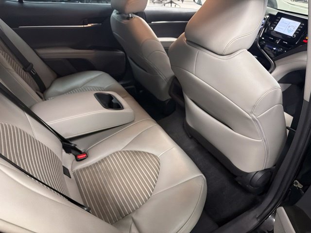 Used 2024 Toyota Camry SE FWD image 11