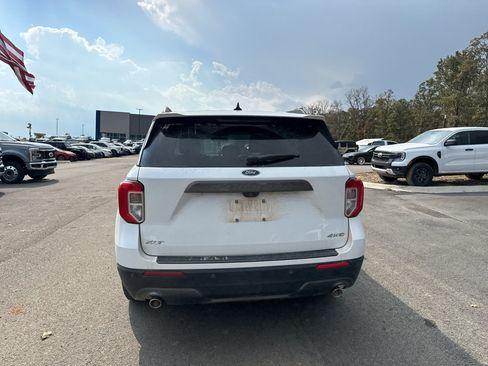 Used 2021 Ford Explorer XLT w/ Equipment Group 202A AWD/4WD image 6