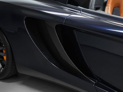 Used 2013 McLaren MP4-12C Spider RWD image 8