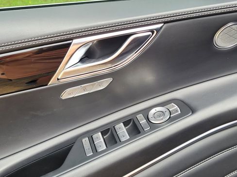 Used 2025 Genesis GV80 2.5T Standard image 12