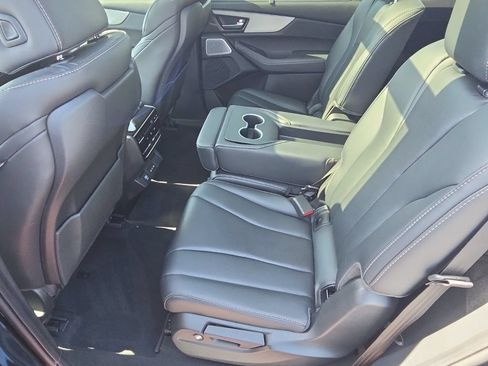 Used 2025 Acura MDX FWD w/ Technology Package image 13