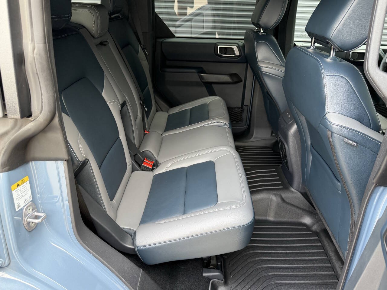 Used 2024 Ford Bronco Outer Banks AWD/4WD image 18