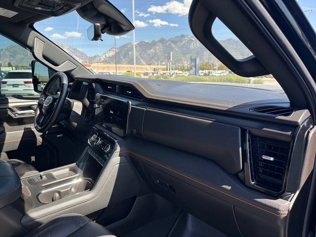 Used 2025 GMC Sierra 3500 AT4 w/ AT4 Premium Plus Package AWD/4WD image 34