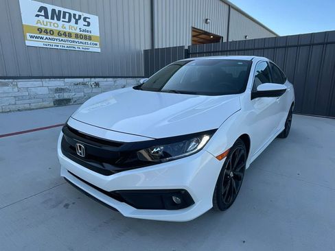 Used 2019 Honda Civic Sport image 4