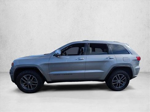 Used 2018 Jeep Grand Cherokee Limited image 9