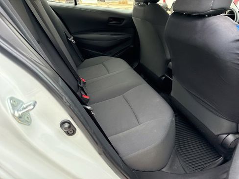 Used 2022 Toyota Corolla LE image 17