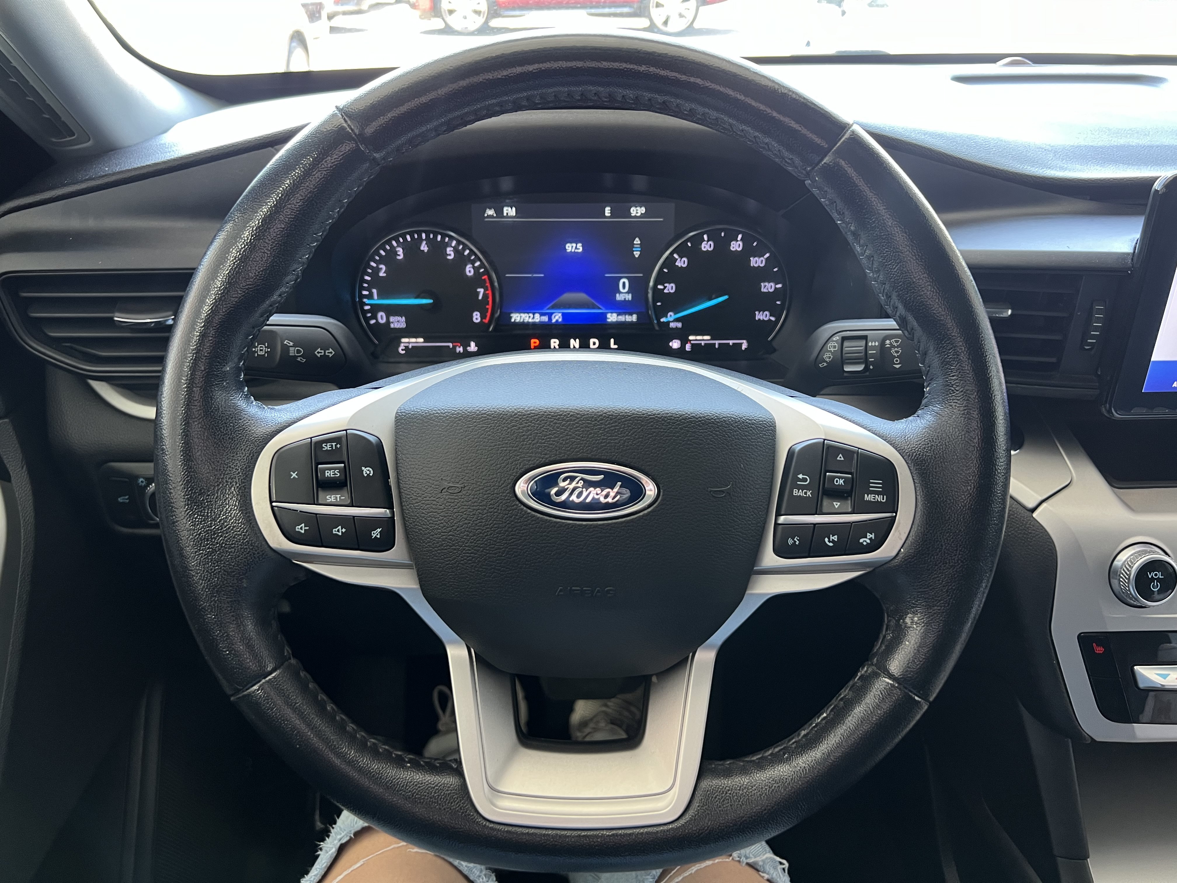 Used 2022 Ford Explorer XLT AWD/4WD image 13