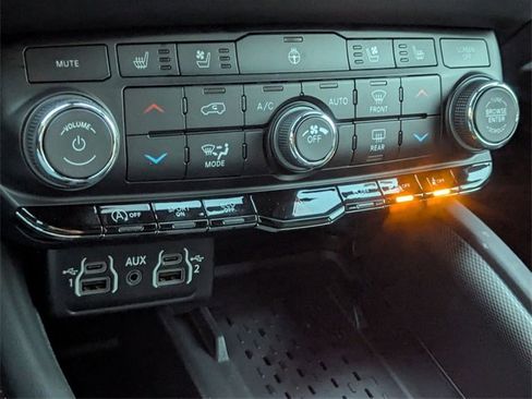 New 2026 Dodge Durango GT image 17