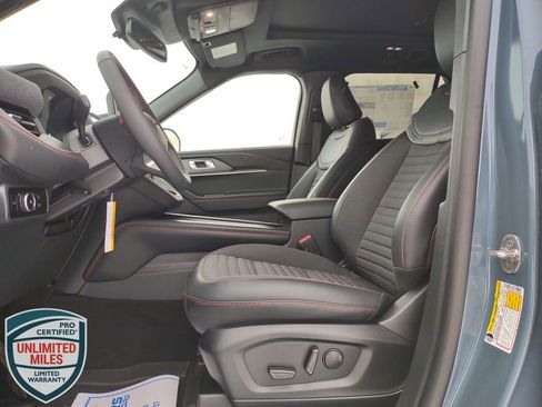 New 2026 Ford Explorer ST-Line w/ ST-Line Street Pack image 9