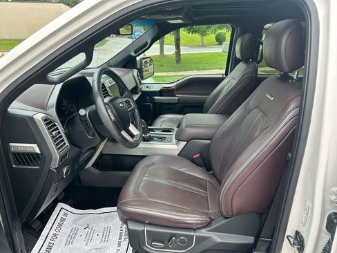Used 2015 Ford F150 Platinum w/ Equipment Group 701A Luxury AWD/4WD image 10