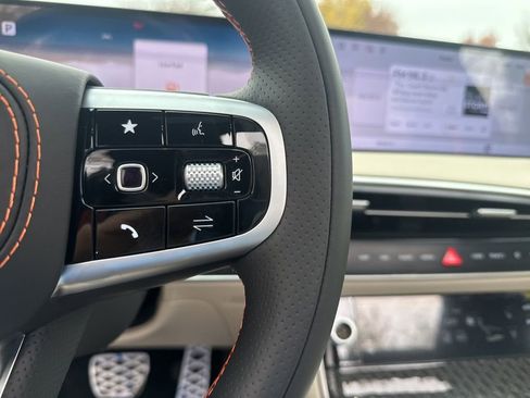 New 2026 Genesis GV70 3.5T Sport Prestige image 15