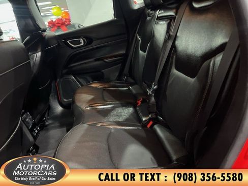 Used 2022 Jeep Compass Limited w/ (RED) Package image 17