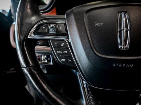 Used 2021 Lincoln Nautilus Reserve FWD image 53