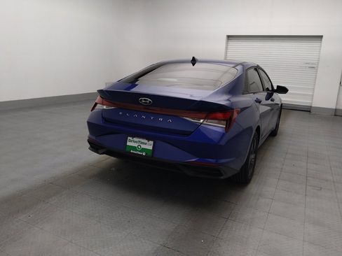 Used 2021 Hyundai Elantra SEL w/ Convenience Package FWD image 7