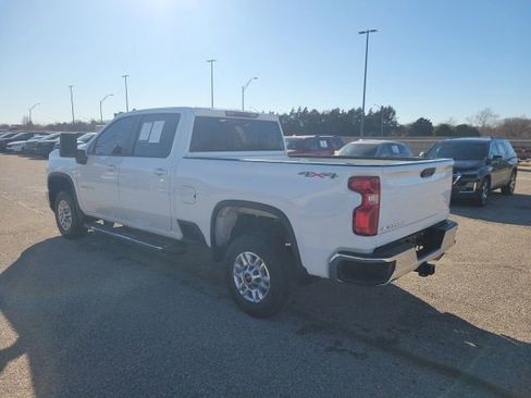 Used 2025 Chevrolet Silverado 2500 LT w/ Convenience Package image 27