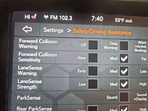 Used 2021 Jeep Cherokee Latitude Lux w/ Comfort/Convenience Group image 43