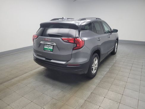 Used 2020 GMC Terrain SLE w/ Driver Convenience Package FWD image 9