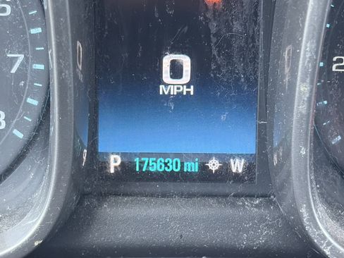 Used 2016 Chevrolet Malibu LT w/ Power Convenience Package image 10