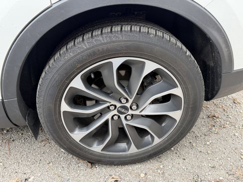 Used 2021 Lincoln Nautilus Reserve w/ Cargo Utility Package image 17