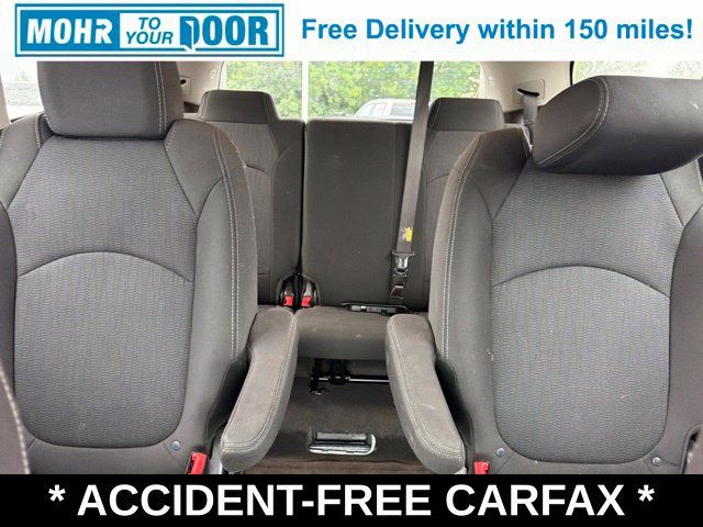 Used 2017 Chevrolet Traverse LT w/ Style and Technology Package FWD image 33