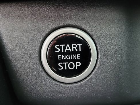 Used 2023 Nissan Rogue Platinum w/ Platinum Premium Package image 30