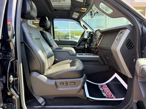 Used 2016 Ford F350 Lariat w/ Lariat Ultimate Package image 39