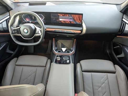 Used 2025 BMW X3 xDrive30i w/ Premium Package image 17