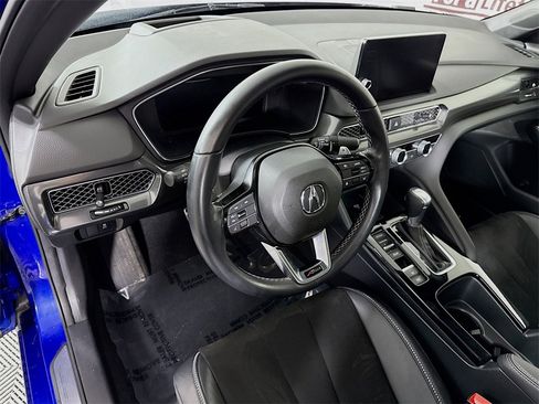 Used 2023 Acura Integra A-Spec image 18